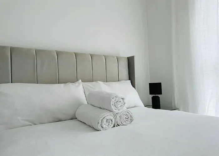 Stylish New Built Double Bed